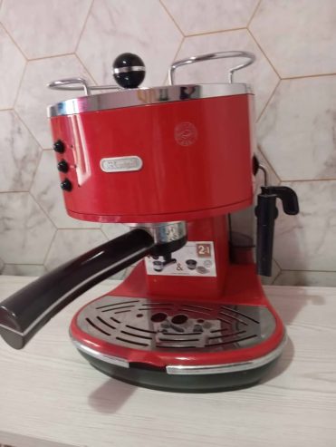 Machine-a-expresso-15-bars-Delonghi-bon-etat