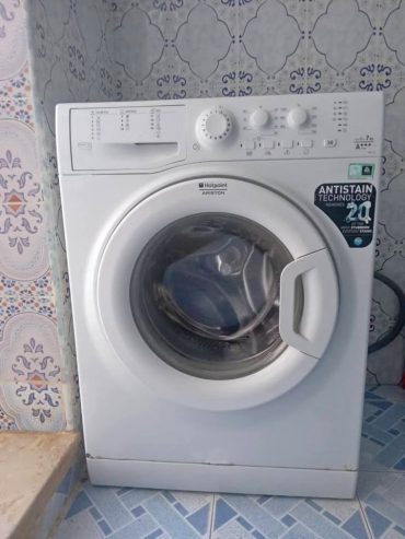 Machine-a-laver-Hotpoint-Ariston-FLM-703-EU-7kg-a-vendre-en-Tunisie