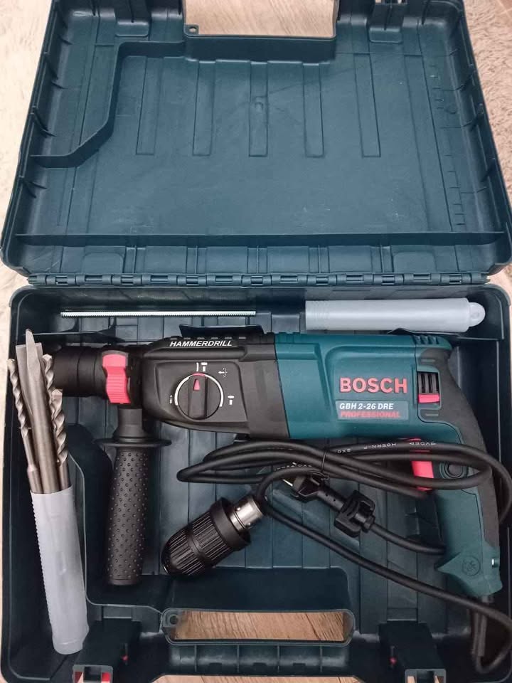 Marteau-perforateur-Bosch-GBH-2-26-DRE-neuf-a-vendre