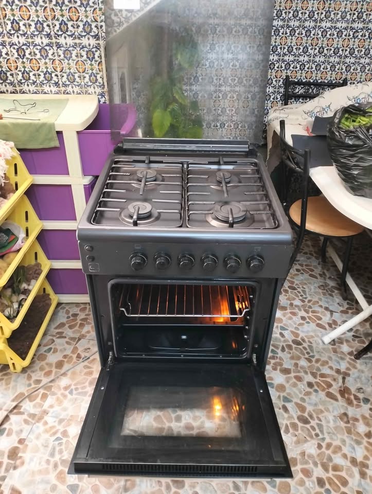 Materiel-de-cuisine-a-vendre-a-Tunis