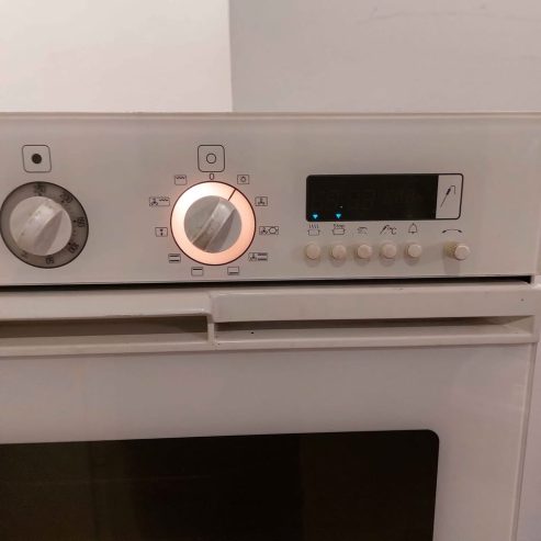 Menus-du-four-encastrable-Miele-H818