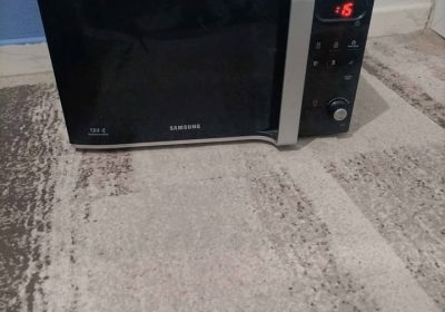 À Vendre : Micro-ondes SAMSUNG MW 108 L-S