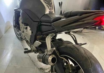 À Vendre : Yamaha FZ1 1000cc