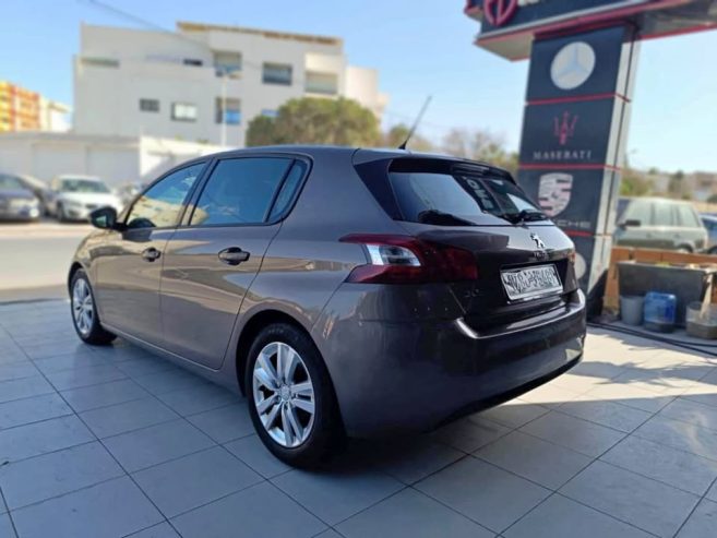 Peugeot-308-essence-a-vendre-en-Tunisie