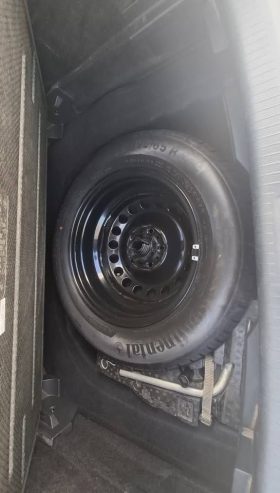 Roue-de-secour-Volkswagen-Golf-7-2018-a-vendre-a-Nabeul