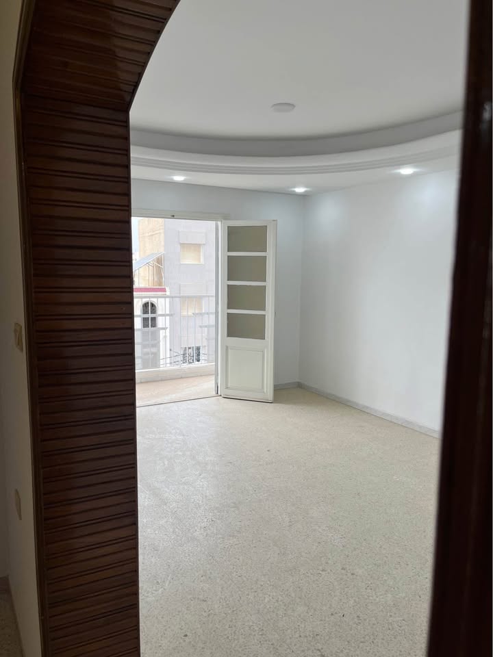 Salon-dans-Appartement-S3-a-louer-a-Sfax