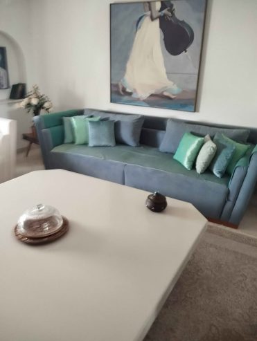 Salon-moderne-neuf-en-tissu-de-qualite