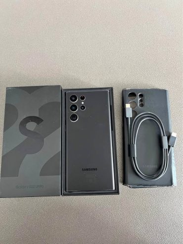 Samsung-Galaxy-S22-Ultra-Phantom-Black-en-excellent-etat