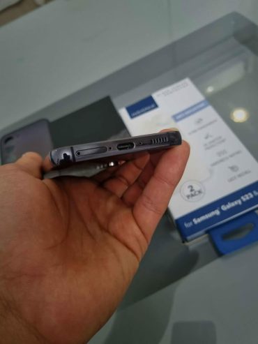Samsung-Galaxy-S23-5G-en-excellent-etat-avec-accessoires-dorigine