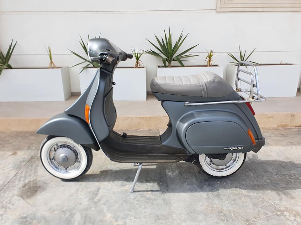 Scooter-classique-Vespa-HP-50-en-vente