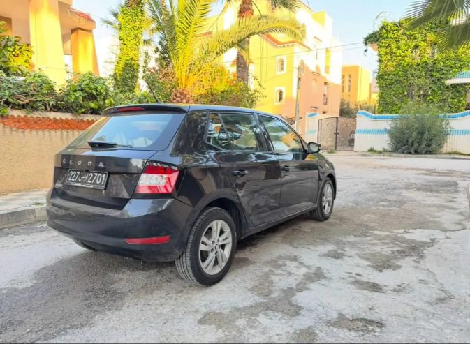 Skoda-Fabia-2022-a-vendre-a-Sousse