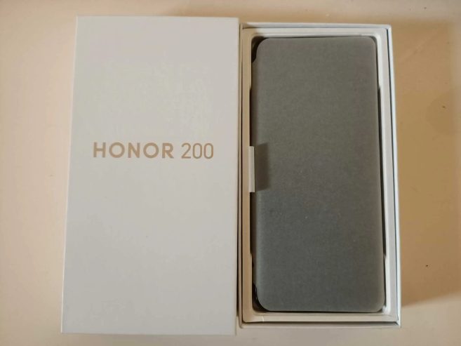Smartphone-Honor-200-neuf-importe-de-France-avec-12-Go-RAM-et-512-Go-stockage