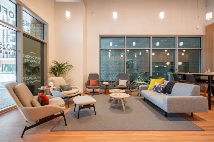 Spaces-Greenville-Falls-Tower-4894-Greenville-USA-Business-Lounge-4