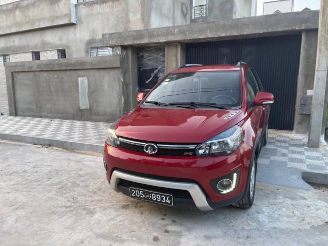 Vente-Great-Wall-M4-avec-camera-de-recul-et-jantes-en-aluminium