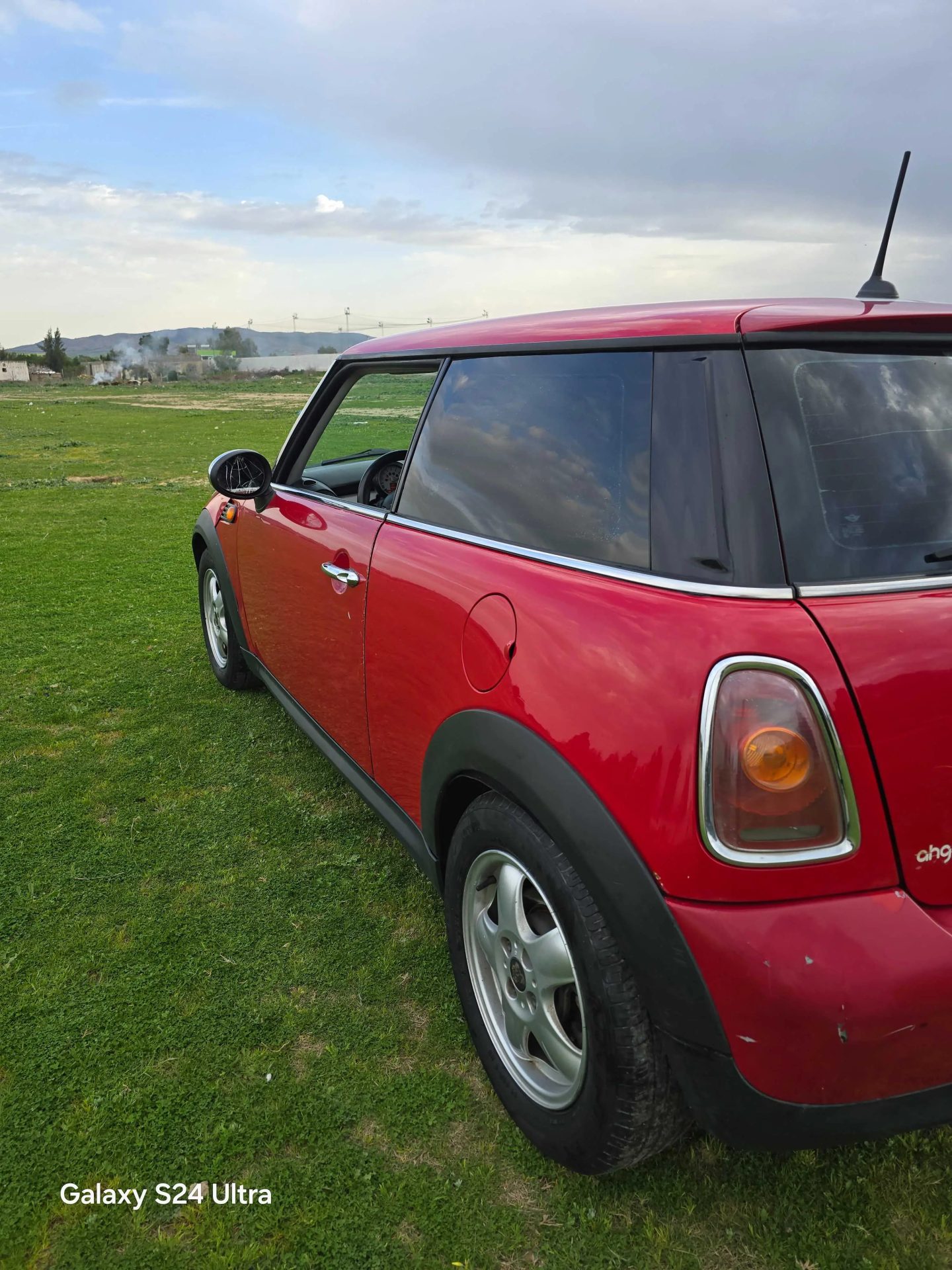 Vitres-electriques-sur-Mini-One-2011-rouge