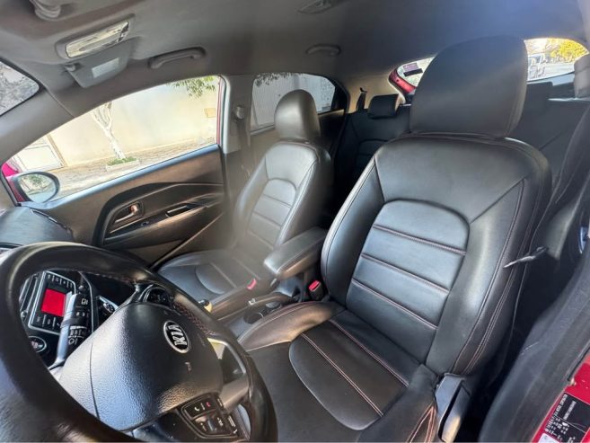 Voiture-doccasion-Kia-Rio-2016-moteur-essence