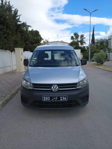 Volkswagen-Caddy-1.6-TDI-5-CV-diesel-premiere-main