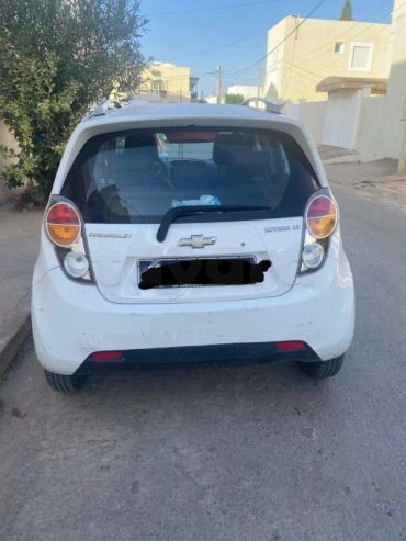 Vue-arriere-Chevrolet-Spark-a-vendre-a-Tunis