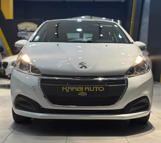 Vue-avant-Peugeot-208-diesel-a-vendre-a-Sousse