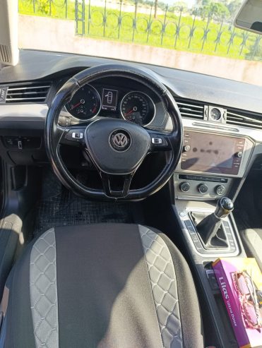 À vendre : Volkswagen Passat Essence