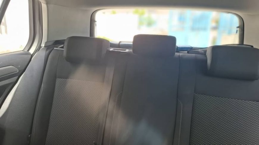 banquette-arriere-Volkswagen-Golf-7-2018-avec-finition-haut-de-gamme