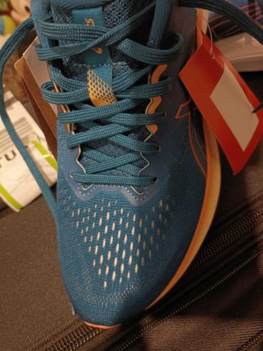 chaussures-running-femme-ASICS-GEL-ROADMILES-2-neuves
