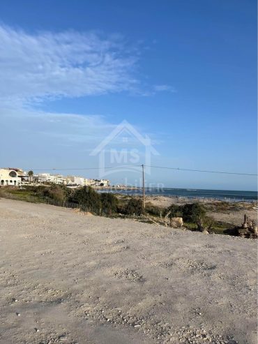 2 lots de terrain avec vue mer