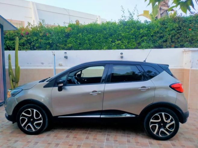 Achat-Renault-Captur-occasion-en-Tunisie