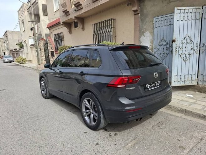 Annonce-Volkswagen-Tiguan-en-excellent-etat-a-Tunis