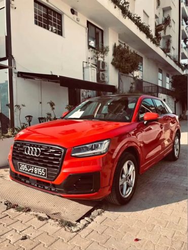 Audi-Q2-rouge-a-vendre-en-Tunisie-annee-2019-boite-automatique-188-000-km-SUV-premium
