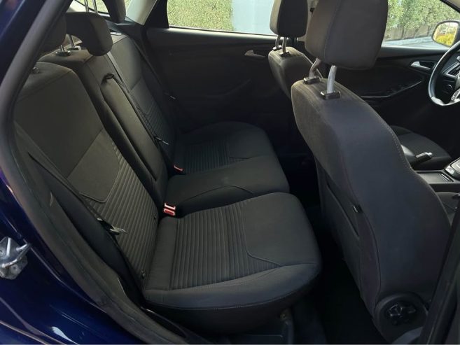 Banquette-arriere-Ford-Focus-a-vendre-en-Tunisie-1