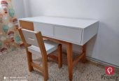 À VENDRE : Bureau + Chaise Presque Neufs