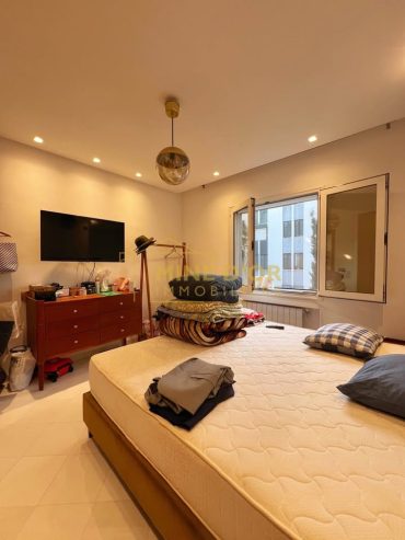 Chambre-lumineuse-dans-appartement-a-Cite-Olympique-Tunis