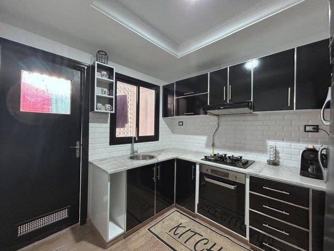 Cuisine-dans-un-appartement-S2-a-vendre-a-Sousse-Cite-Riadh-5