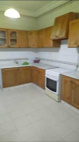 Cuisine-equipee-moderne-avec-sechoir-a-vendre-a-Tunis