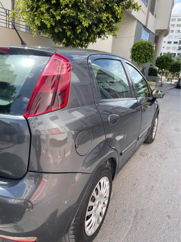 Fiat-Grande-Punto-2016-en-vente-a-Tunis-prix-25500-DT