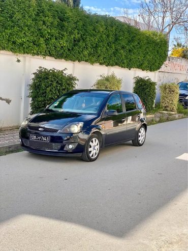 Ford-Fiesta-2007-Ghia-a-vendre-avec-camera-de-recul-1