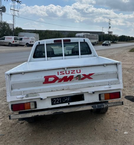 Isuzu-D-Max-8-CV-moteur-diesel-prix-en-Tunisie