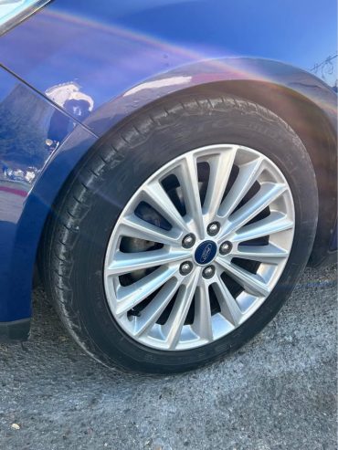 Jantes-dorigine-Ford-Focus-Titanium-EcoBoost-1.0L-a-vendre-en-Tunisie