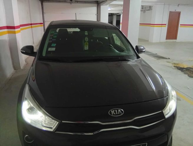Kia-Rio-2019-a-vendre-en-Tunisie-–-Cite-Ennasr