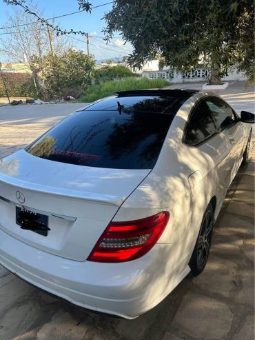 Mercedes-C-180-Coupe-en-excellent-etat-disponible-a-Carthage