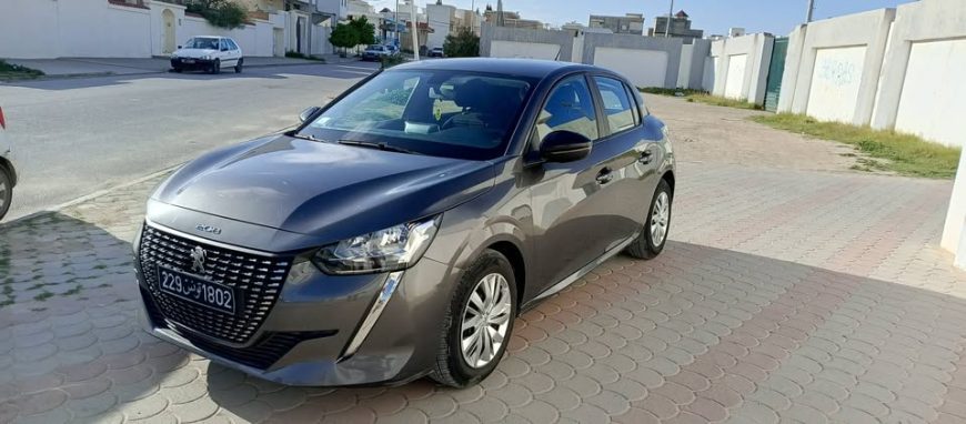 Peugeot-208-annee-2022-essence-compteur-120000-km-disponible-Msaken