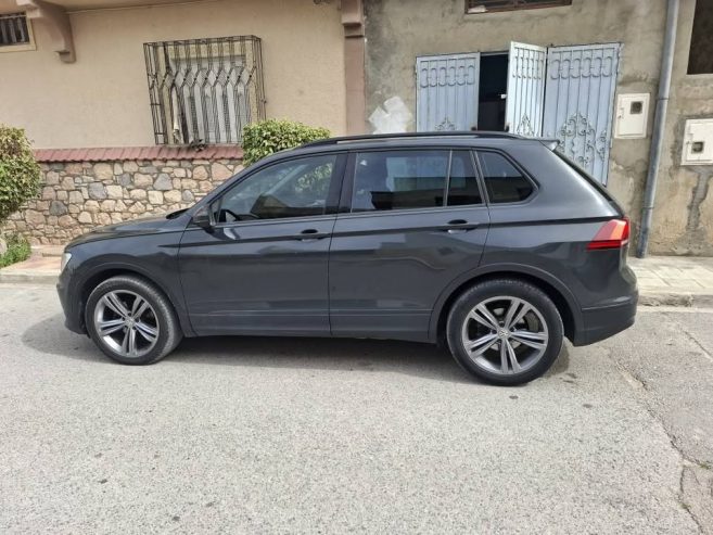 SUV-Volkswagen-Tiguan-disponible-au-prix-de-78-000-DT