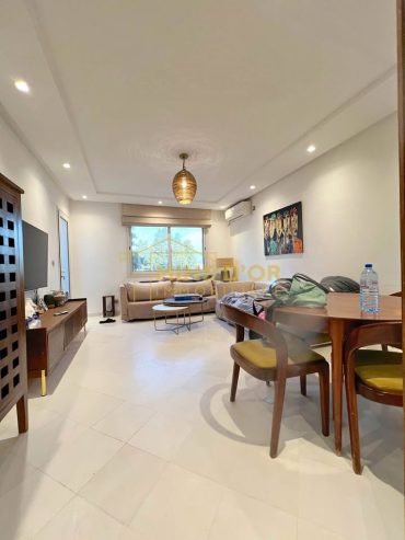 Salon-dans-appartement-a-louer-a-Cite-Olympique-Tunis