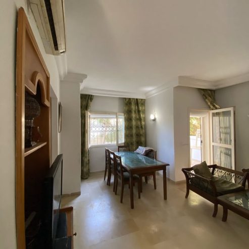 Salon-lumineux-appartement-a-Yasmine-Hammamet-pres-de-la-plage