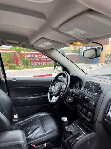 Sieges-confort-Jeep-Compass-Diesel-occasion-annee-2012-Ben-Arous