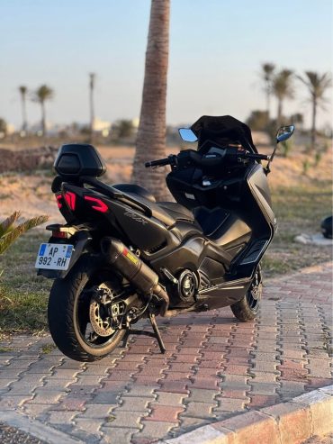 Vente-YAMAHA-T-MAX-530-ABS-scooter-Djerba-Houmt-Souk-38500-dinars