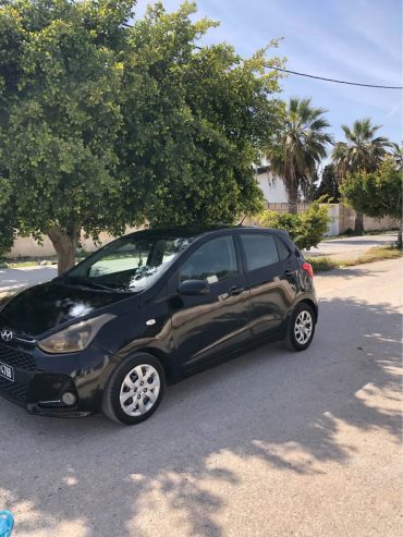 Voiture-Hyundai-Grand-i10-bien-entretenue-en-Tunisie