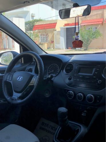 Voiture-economique-essence-Hyundai-i10-prix-Tunisie