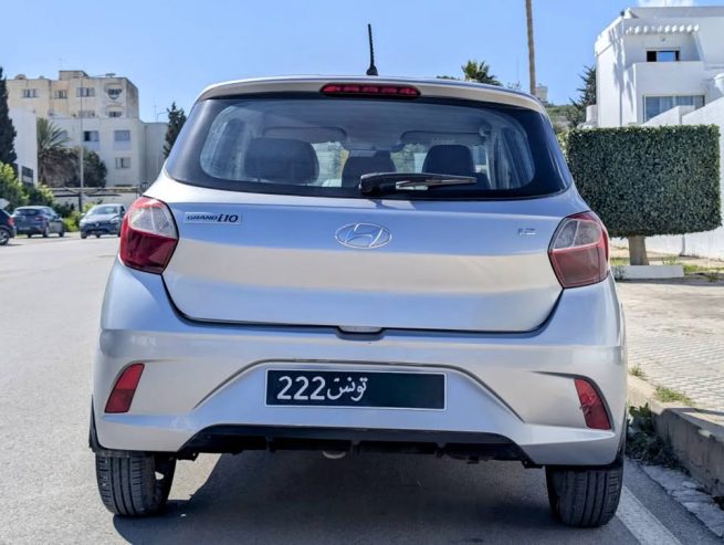 Vue-arriere-Hyundai-i10-a-vendre-a-Ben-Arous
